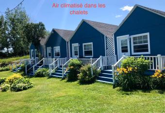 Motel le repos has Balcony rooms