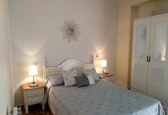 Hostal Rural Gloria has Balcony rooms