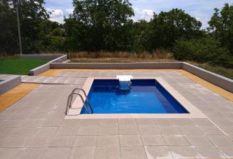 Alojamento Rural de Covelas allows 18 year olds to book a room