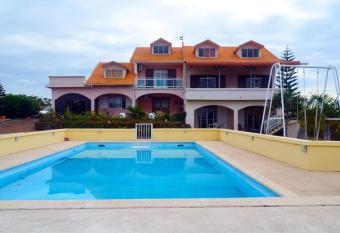 Villa Victoria has Balcony rooms