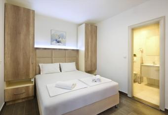 Apartments Dali has Smoking/Balcony rooms