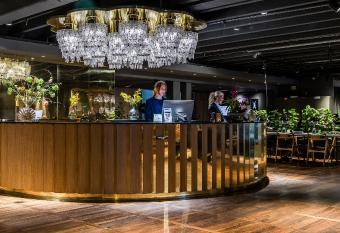 Clarion Hotel Amaranten allows 18 year olds to book a room