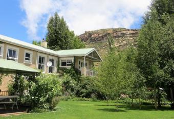 Millpond House allows 18 year olds to book a room