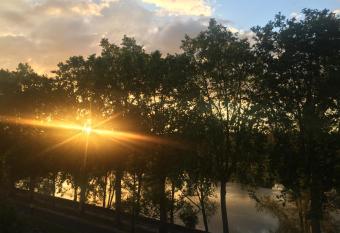 Loire Terrasse has Balcony rooms