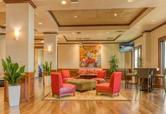 MCM Elegante Hotel and Suites     Dallas has Balcony rooms