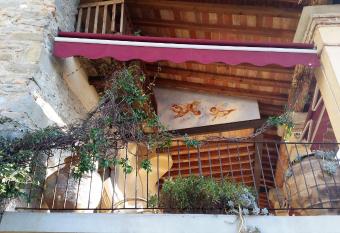 Ca Bobe has Balcony rooms