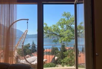 Apartments Villa Eden allows 18 year olds to book a room