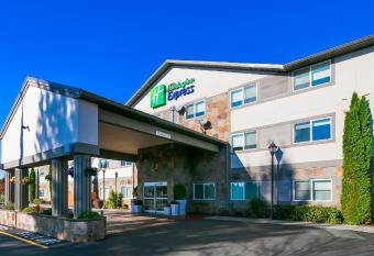 Holiday Inn Express & Suites Everett By IHG allows 18 year olds to book a room
