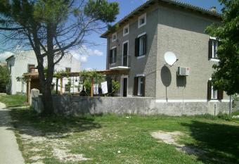 Holiday Home Lorraina has Balcony rooms