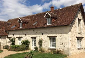 La Berdaquerie allows 18 year olds to book a room