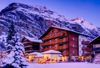 Chesa Valese has Balcony rooms