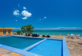 Golden Tulip Zanzibar Resort has Balcony rooms