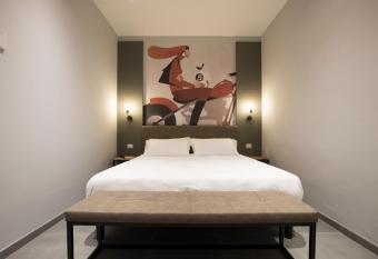 Mathis allows 18 year olds to book a room