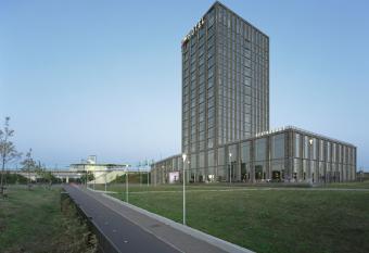 Van der Valk Hotel Nijmegen-Lent allows 18 year olds to book a room