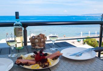 Thermaikos studios & apartments has Balcony rooms