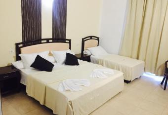 Perla BTT has Balcony rooms