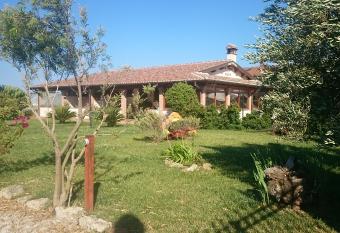 La Piana di Alsium allows 18 year olds to book a room