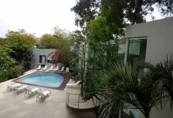 Casa Tepoztl  n has Balcony rooms
