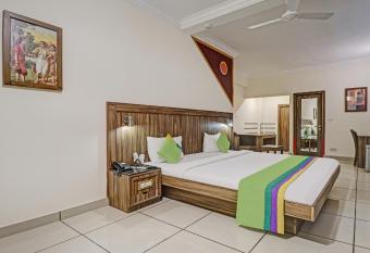 Treebo Trend Komfort Suites Yadavgiri allows 18 year olds to book a room