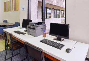 Holiday Inn Express Palm Desert By IHG has Balcony rooms