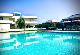 Villa Giadel has Balcony rooms