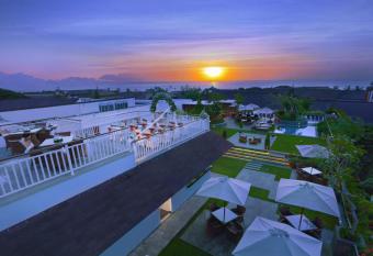 favehotel Kuta Kartika Plaza allows 18 year olds to book a room