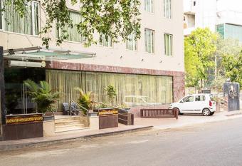 Super Inn Armoise Hotel has Balcony rooms