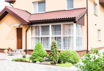 Ramybes sala allows 18 year olds to book a room