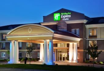 Holiday Inn Express & Suites Altoona-Des Moines By IHG allows 18 year olds to book a room