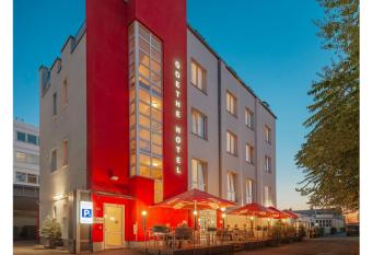 Goethe Hotel Messe by Trip Inn allows 18 year olds to book a room