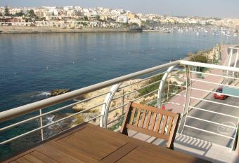 SeaFront Apartment Marsascala has Balcony rooms