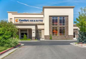 Comfort Inn and Suites Logan Near University allows 18 year olds to book a room