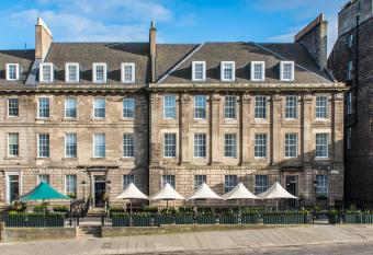 Courtyard by Marriott Edinburgh allows 18 year olds to book a room