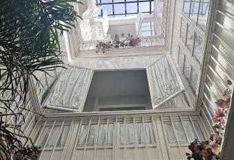 Palacete de La Alameda - Adults Only- allows 18 year olds to book a room