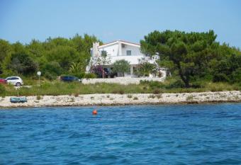 Mirakul Apartments has Balcony rooms