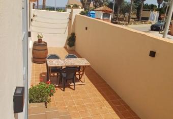 Encanto de Tarifa allows 18 year olds to book a room