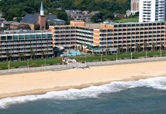 Holiday Inn & Suites Virginia Beach - North Beach By IHG has Balcony rooms