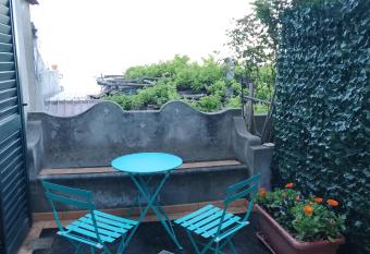 Appartamenti Magnolia has Balcony rooms