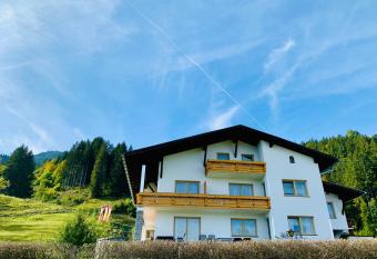 Pension Talblick in W  ngle bei Reutte has Balcony rooms