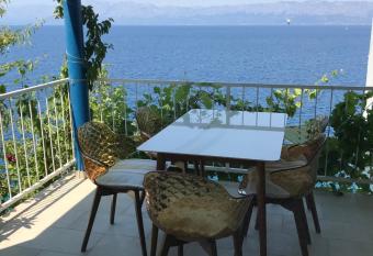 Seafront Vacation home  has Balcony rooms