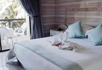 Shelly Beach Lodge has Balcony rooms