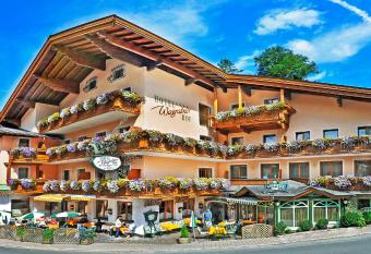 Hotel Wagrainerhof has Balcony rooms