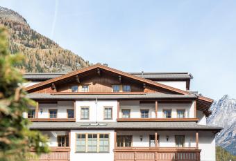 Hotel Das Zentrum has Balcony rooms