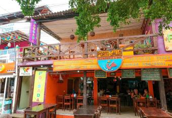 Pousada Maresia Centro - Piscinas Naturais allows 18 year olds to book a room