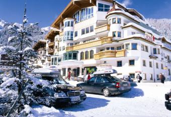 Hotel Neuhintertux has Balcony rooms