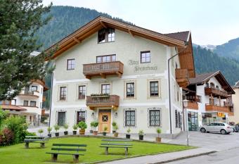 F  rsterhaus & Haus Andrea has Balcony rooms