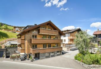 Hotel Sonnblick has Balcony rooms