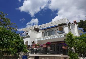 Casa Tomadero has Balcony rooms
