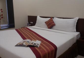 Hotel Ananya allows 18 year olds to book a room