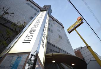 Capsule&Spa Grand Sauna Shinsaibashi allows 18 year olds to book a room